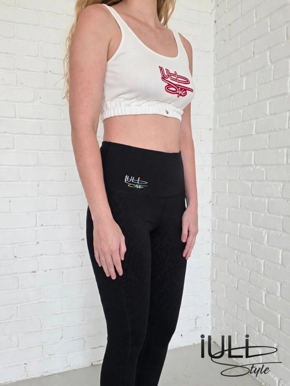 iULi Style Black Leggings with White Logo